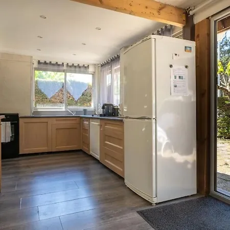 Chalet Confortable Avec Piscine